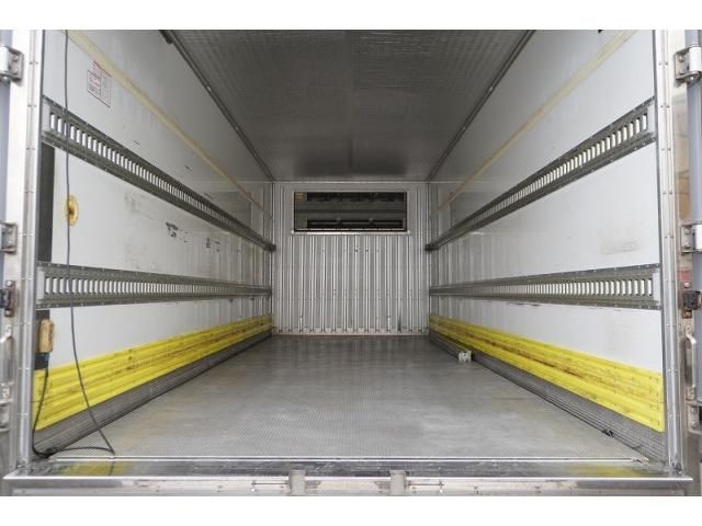 Isuzu FORWARD 2016-12 7710314-21