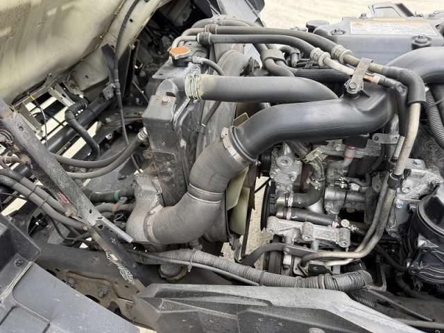 Isuzu FORWARD 2016-09 7710324-28