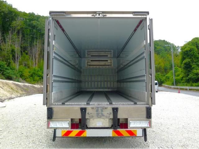 Isuzu FORWARD 2020-09 7710257-9