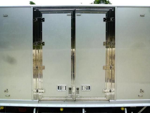 Isuzu FORWARD 2020-09 7710257-10