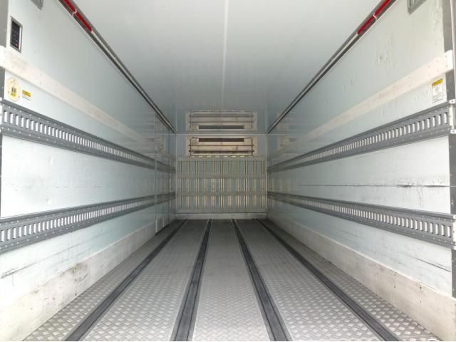 Isuzu FORWARD 2020-09 7710257-12