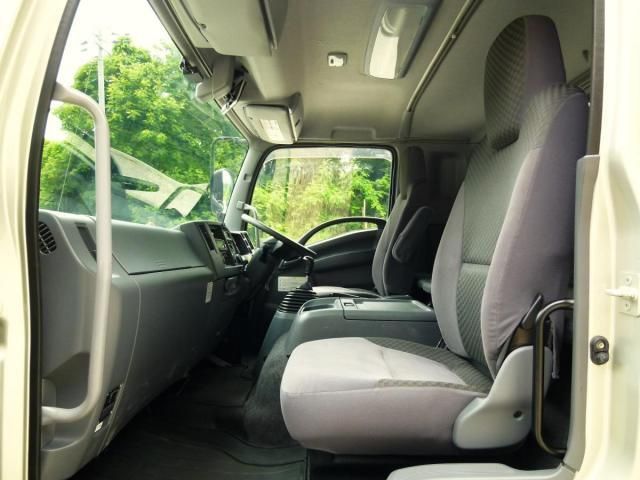 Isuzu FORWARD 2020-09 7710257-28