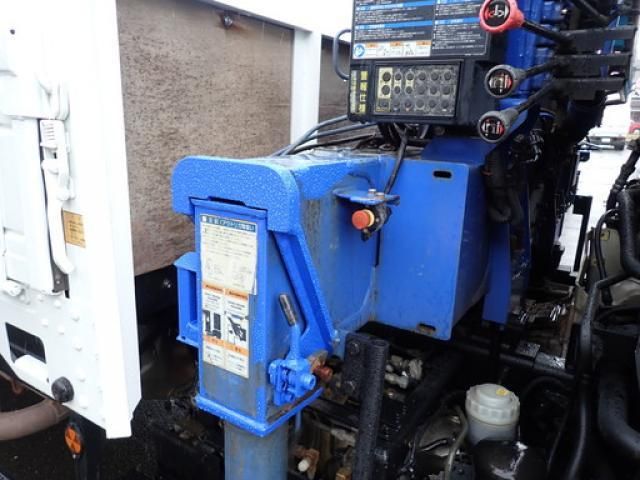 Isuzu FORWARD 2019-07 7710277-22