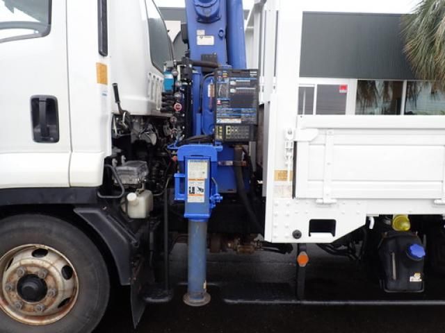 Isuzu FORWARD 2019-07 7710277-8