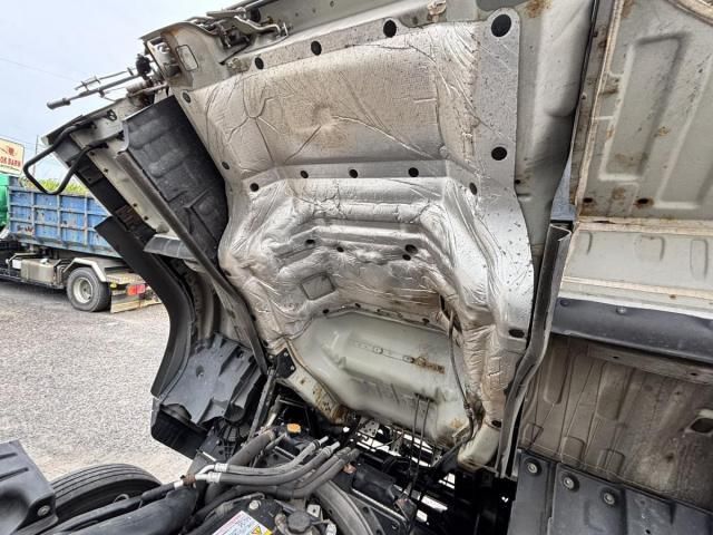 Isuzu FORWARD 2018-12 7710296-29