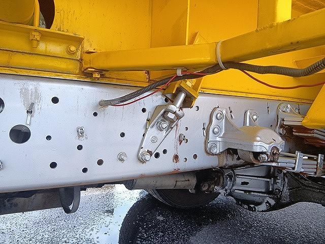 Isuzu FORWARD 2006-08 7710278-18