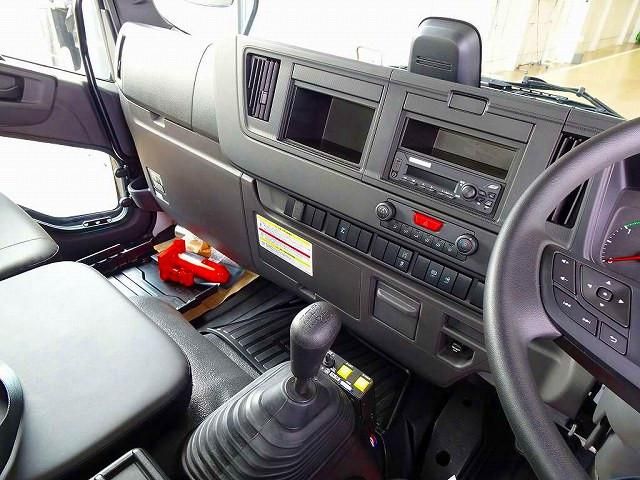 Isuzu FORWARD 2024-11 7710250-9