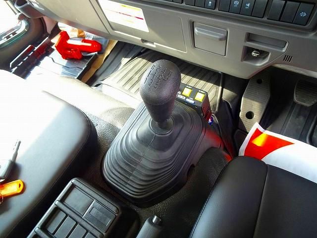 Isuzu FORWARD 2024-11 7710250-16