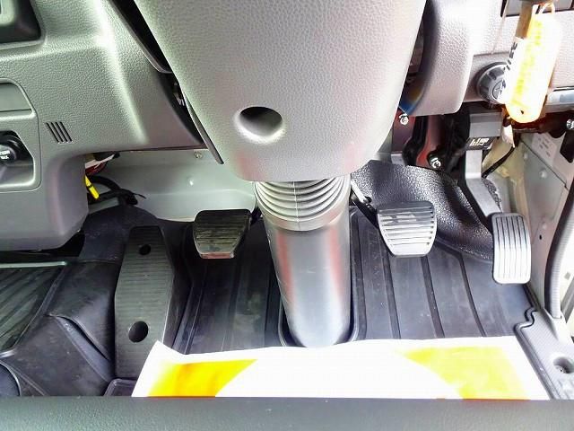 Isuzu FORWARD 2024-11 7710250-17