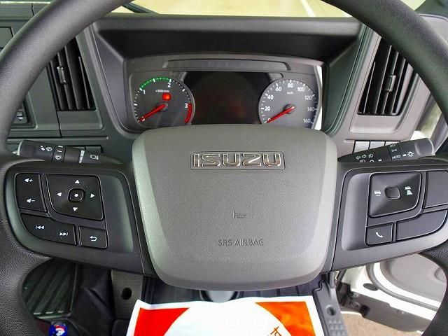 Isuzu FORWARD 2024-11 7710250-18