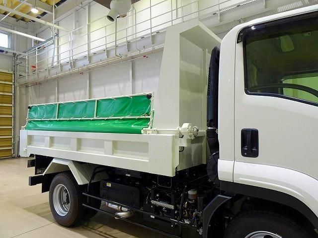 Isuzu FORWARD 2024-11 7710250-23