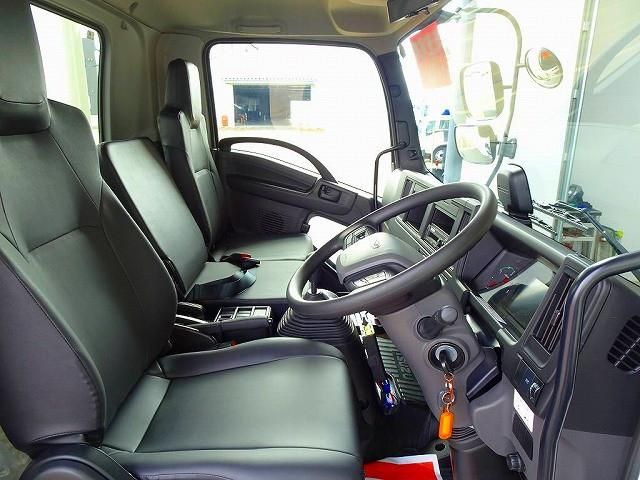Isuzu FORWARD 2024-11 7710250-5
