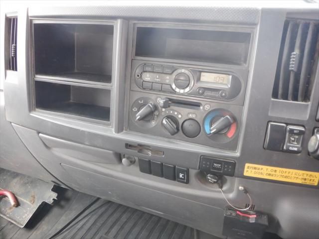 Isuzu FORWARD 2017-08 7710282-22