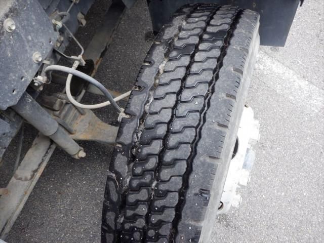 Isuzu FORWARD 2017-08 7710282-25