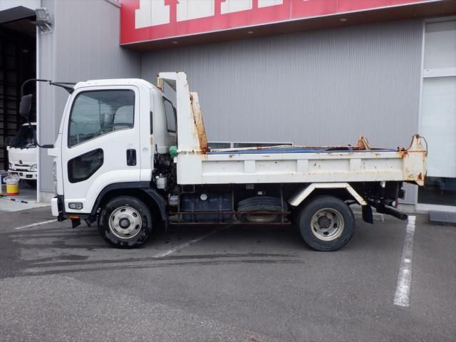 Isuzu FORWARD 2017-08 7710282-2
