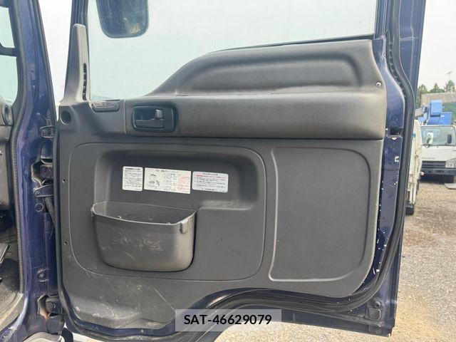 Isuzu FORWARD 2000-08 7723500-11