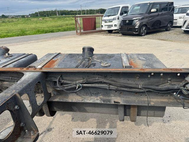 Isuzu FORWARD 2000-08 7723500-27