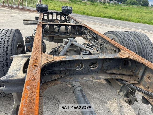 Isuzu FORWARD 2000-08 7723500-28