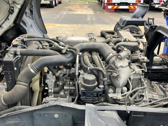 Isuzu FORWARD 2016-03 7737868-16