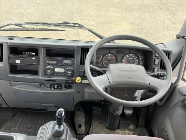 Isuzu FORWARD 2016-03 7737868-20