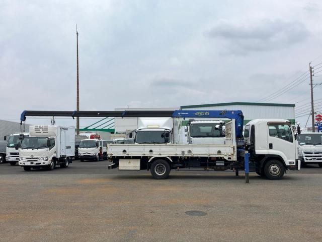 Isuzu FORWARD 2016-03 7737868-5