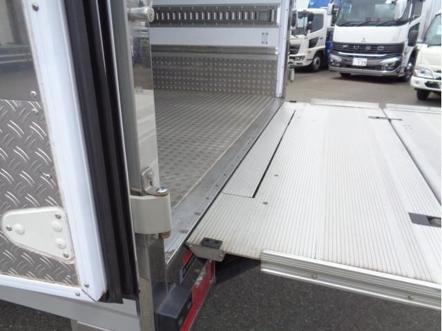 Isuzu FORWARD 2021-12 7737867-9