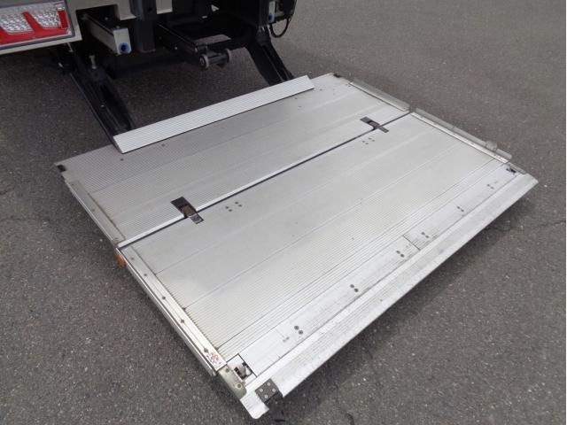 Isuzu FORWARD 2021-12 7737867-10