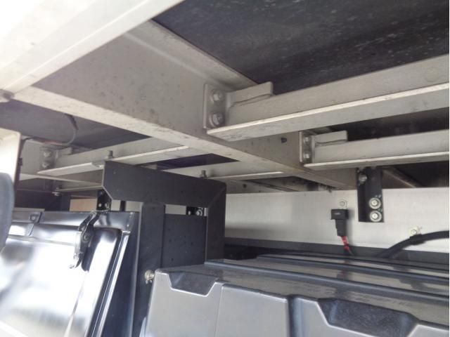 Isuzu FORWARD 2021-12 7737867-21