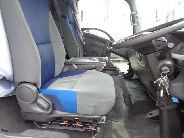 Isuzu FORWARD 2021-12 7737867-27