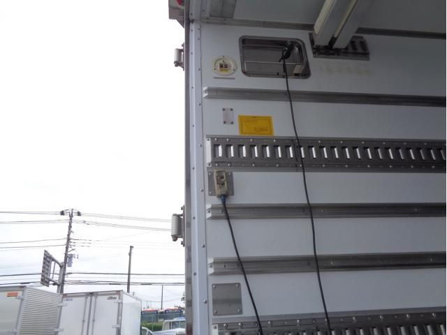 Isuzu FORWARD 2021-12 7737867-6