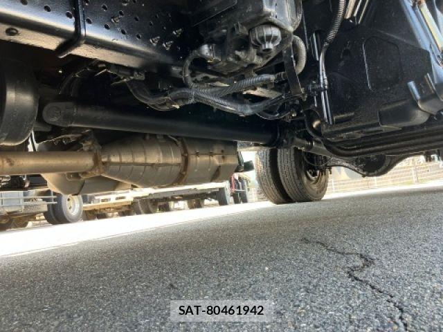 Isuzu FORWARD 2018-09 7785107-12