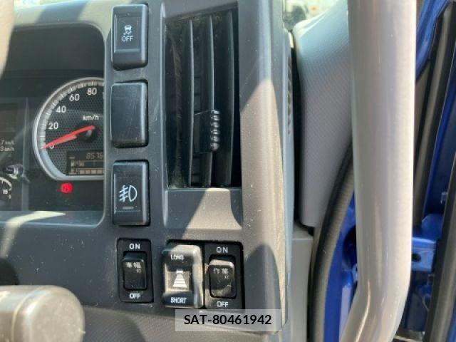 Isuzu FORWARD 2018-09 7785107-24