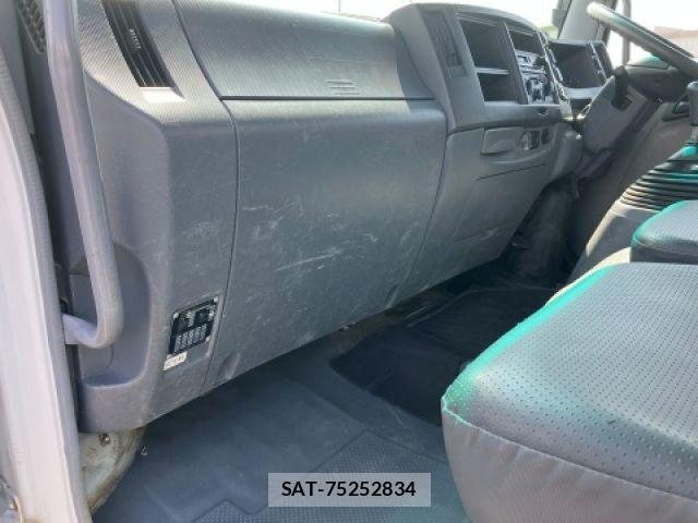 Isuzu FORWARD 2009-08 7785102-28