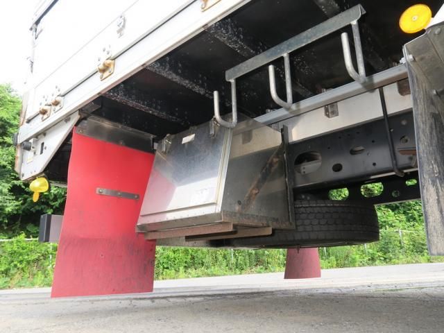 Isuzu FORWARD 2023-03 7864695-17