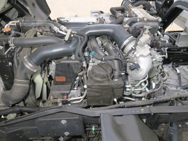 Isuzu FORWARD 2023-03 7864695-23