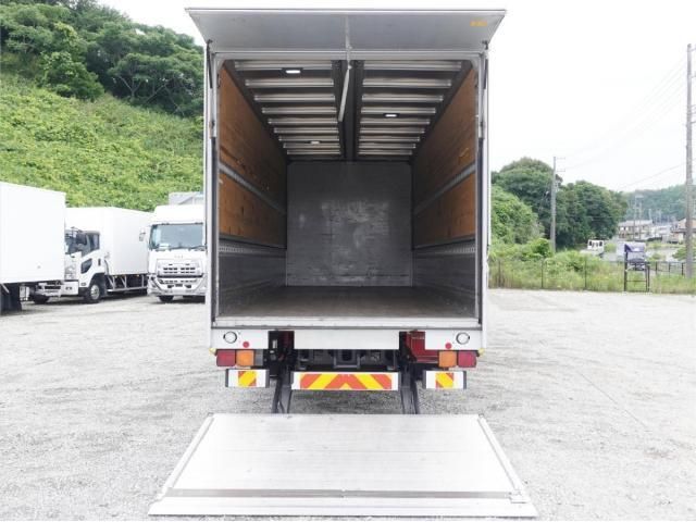 Isuzu FORWARD 2018-09 7864700-15