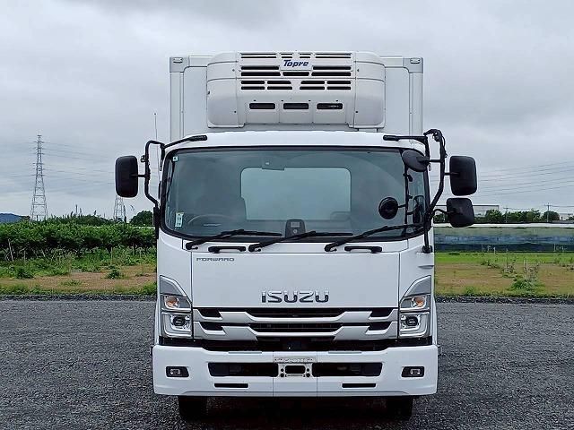 Isuzu FORWARD 2022-04 7864694-1