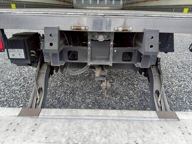 Isuzu FORWARD 2022-04 7864694-20
