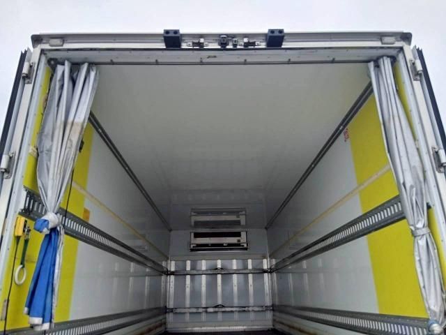 Isuzu FORWARD 2022-04 7864694-21