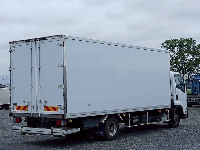 Isuzu FORWARD 2022-04 7864694-4