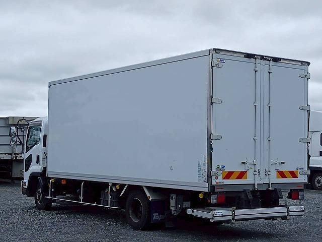 Isuzu FORWARD 2022-04 7864694-6