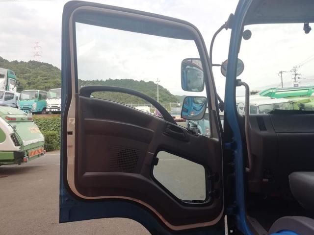 Isuzu FORWARD 2016-04 7864693-28