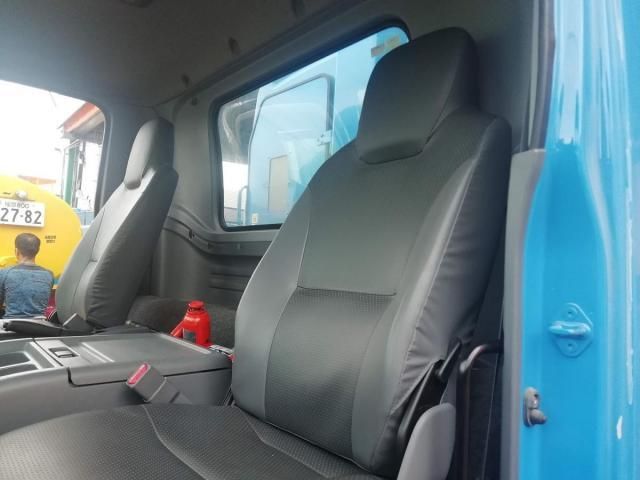 Isuzu FORWARD 2016-04 7864693-29