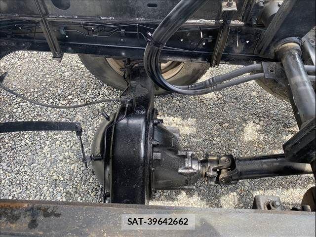 Isuzu FORWARD 2004-03 7902640-23