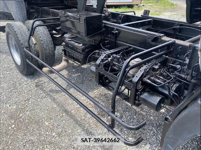 Isuzu FORWARD 2004-03 7902640-27