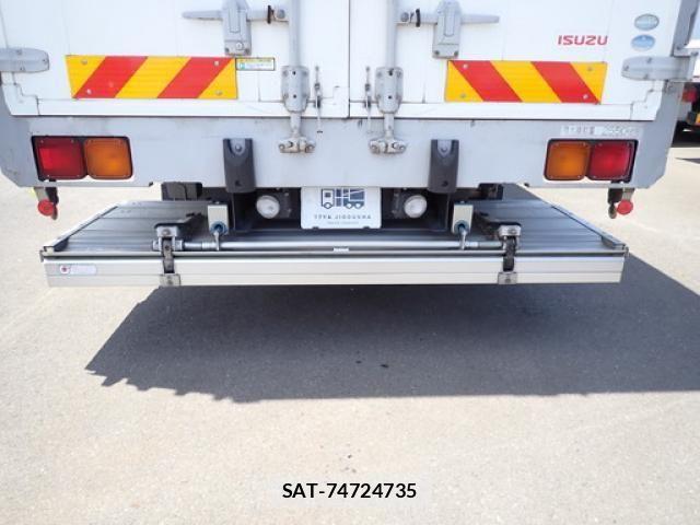 Isuzu FORWARD 2017-03 7902636-11