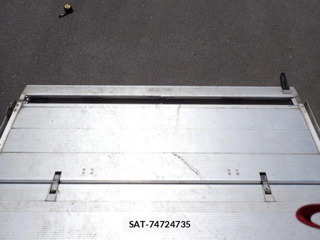 Isuzu FORWARD 2017-03 7902636-18