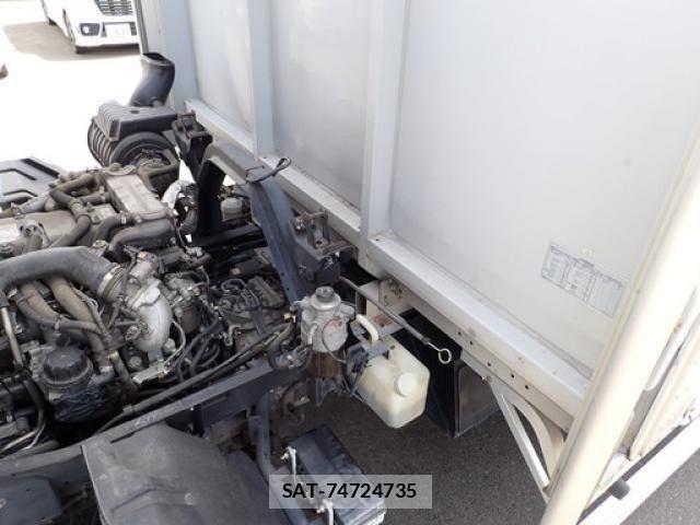 Isuzu FORWARD 2017-03 7902636-25
