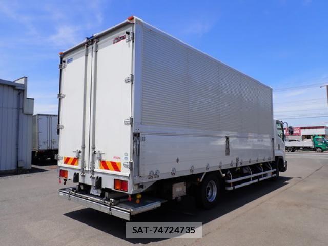 Isuzu FORWARD 2017-03 7902636-4