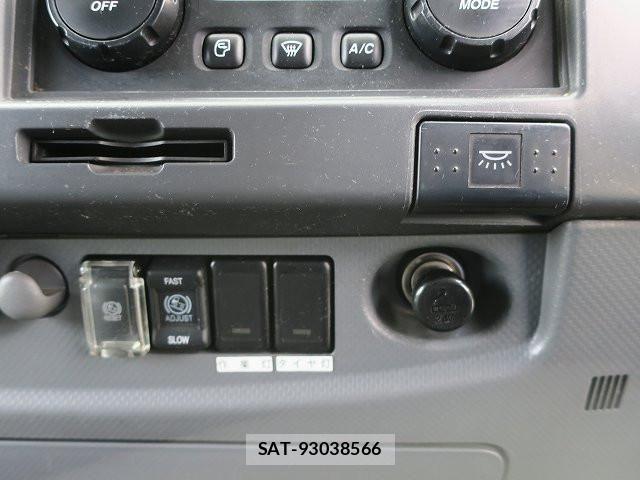 Isuzu FORWARD 2017-02 7902637-16